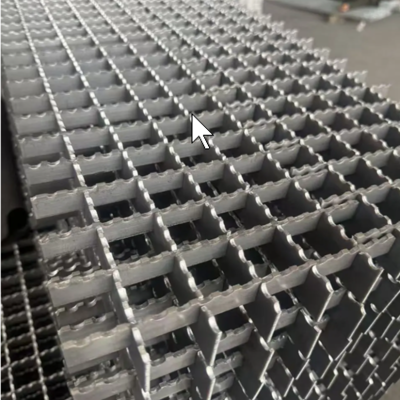 Anti slip press locked grating Anti slip press locked grating