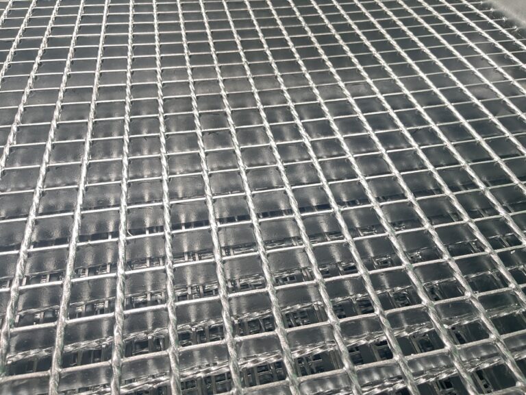 press-welded steel bar grating panel