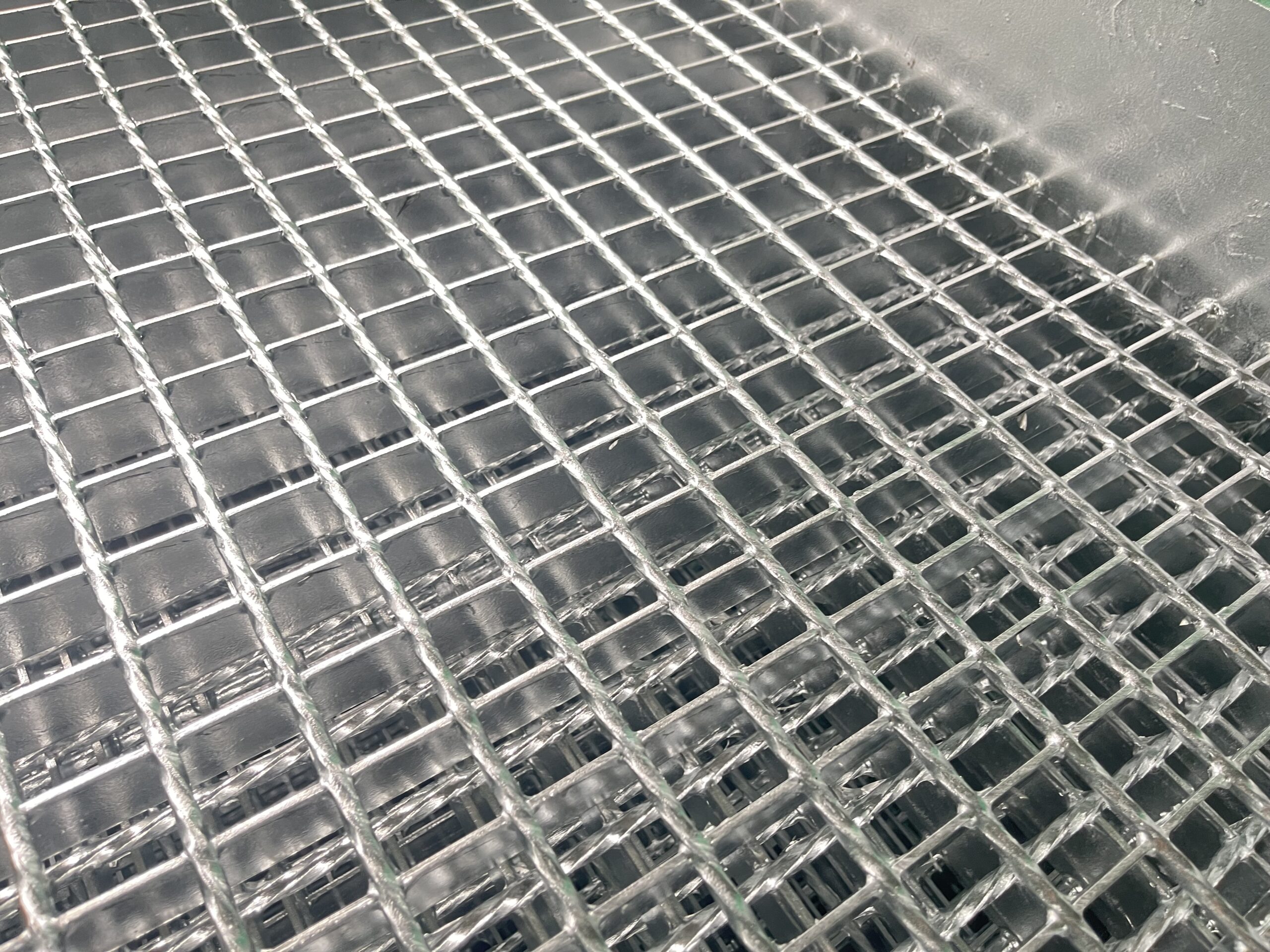 serrated electro-forged welded grating panel