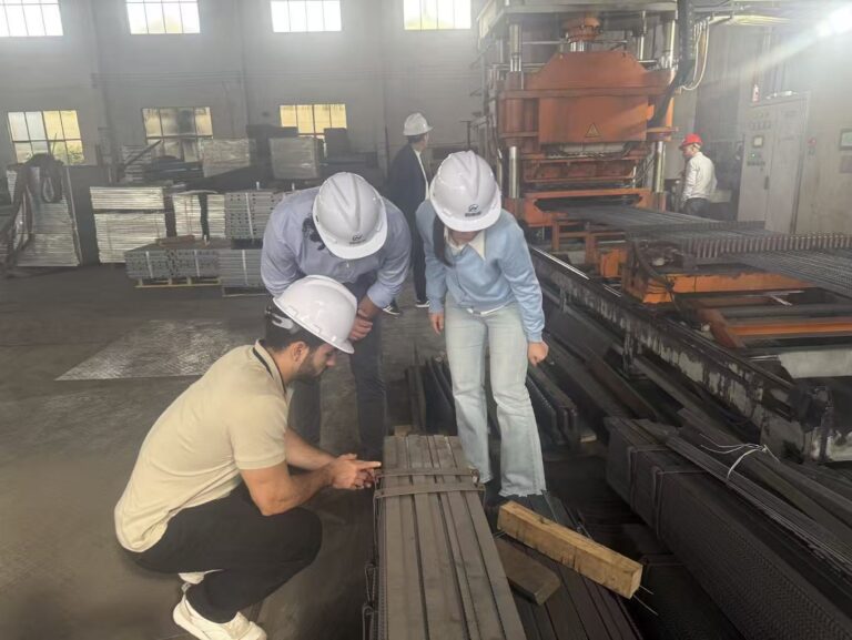 steel grating customer inspection