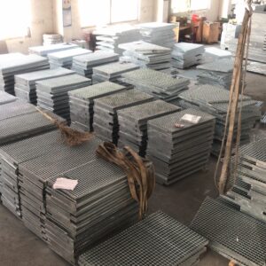 热镀锌格栅仓库 for Marine and Offshore Steel Grating Projects