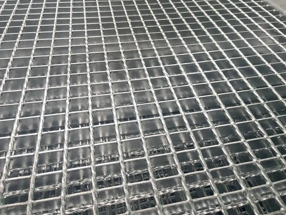 Galvanized Welded vs Press-Locked Steel Grating for Welded vs Press-Locked Steel Grating