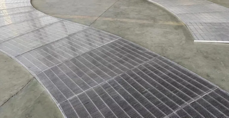 press-locked aluminum grating panel