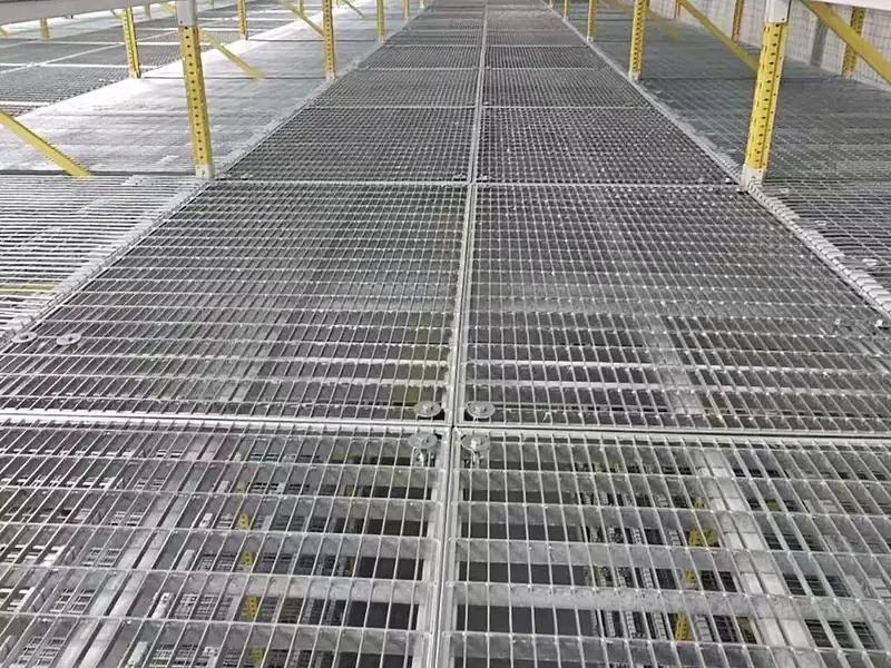 warehouse rack mezzanine aisle with galvanized steel grating floor panels
